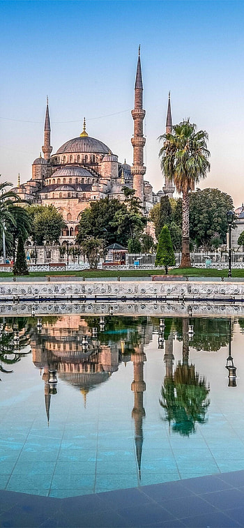 Turkey, Istanbul , Stylish and vibrant, Home screen beauty HD phone wallpaper