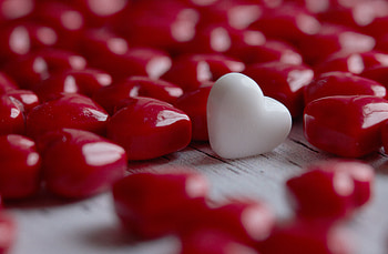 Hearts, Love, Candies, Macro, Heart HD wallpaper