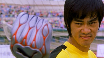 Shaolin Soccer, Martial arts comedy, Kung Fu skills, Hilarious moments HD wallpaper
