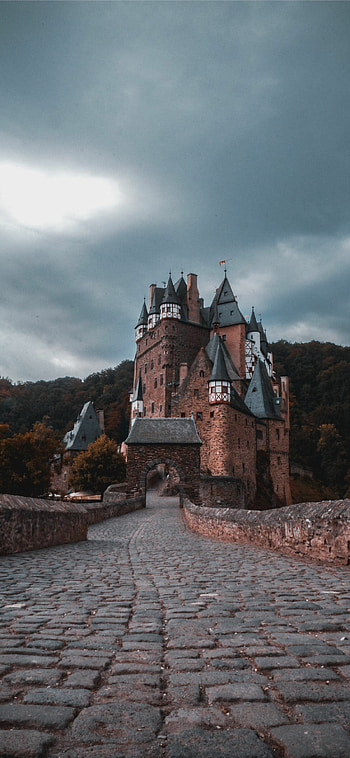 Eltz Castle, Germany HD phone wallpaper