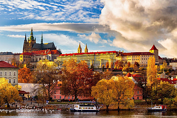 Prague Castle, Golden hour, Autumn scenery, Majestic architecture HD wallpaper