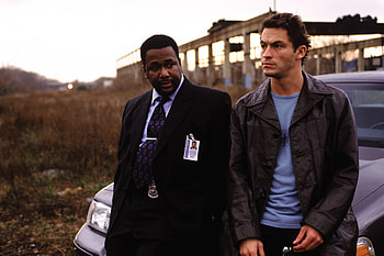 The Wire , Captivating TV show, Gripping visuals, Intricate plotlines HD wallpaper