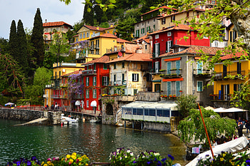 Italian houses, Lombardy cities, Varenna charm, Captivating HD wallpaper