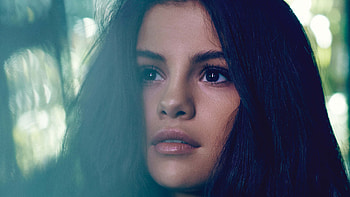 Selena Gomez Portrait 2018, selena-gomez, music, celebrities, girls HD wallpaper