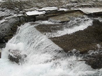 Glacier national park in fall , waterfall2, glacier national park1 HD wallpaper