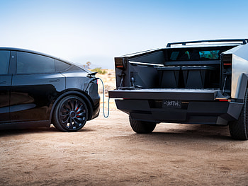 Tesla Cybertruck: Stunning Ultra, vehicle, Tesla, Tesla Cybertruck HD wallpaper