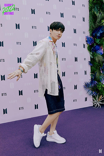 Jungkook, fashion design, flooring HD phone wallpaper