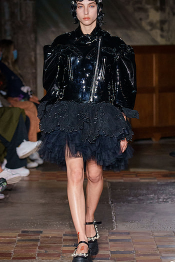 Simone Rocha, SS22 womenswear, Fashion search engine HD phone wallpaper