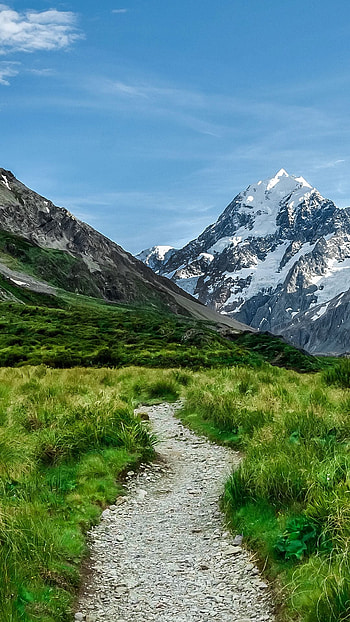 Mount Cook Aoraki, Hooker Valley view, South Island scenery, Windows 10 Spotlight HD phone wallpaper
