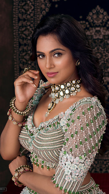 Ramya Pandian, tamil actress, beautiful HD phone wallpaper