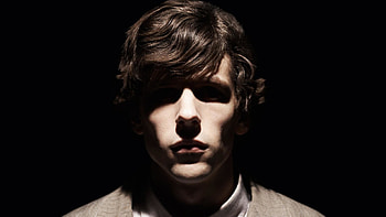 Jesse Eisenberg, Captivating actor, Impressive filmography, Versatile roles HD wallpaper