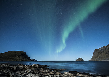 Aurora Borealis Beach , northern-lights, nature, aurora, beach HD wallpaper
