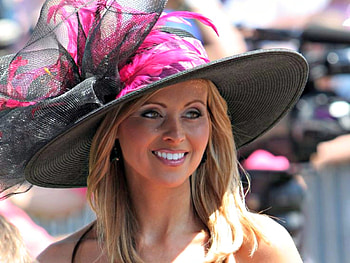 Kentucky Derby Women, Woman, Blonde, Hat, Makeup, Female HD wallpaper