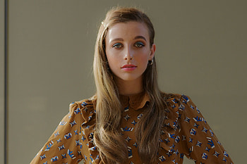 Emma Chamberlain, Top , Backgrounds, Emma Chamberlain HD wallpaper