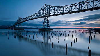 majestic bridge in twilight, bridge, bay, twilight, pylons HD wallpaper