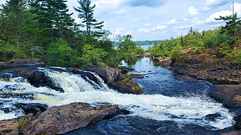 Atop the Kawishiwi Falls, Minnesota, river, clouds, trees, sky, rocks, usa HD wallpaper