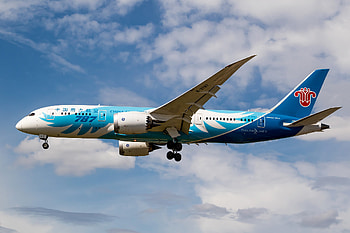 China Southern Airlines, New era, Expansion at Heathrow, Airline industry news HD wallpaper
