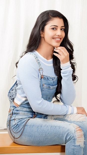 Daksha nagarkar, telugu actress, model HD phone wallpaper