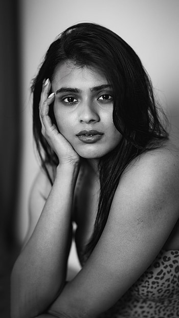 Hebah patel, sexy gorgeous, telugu actress, glamorous HD phone wallpaper