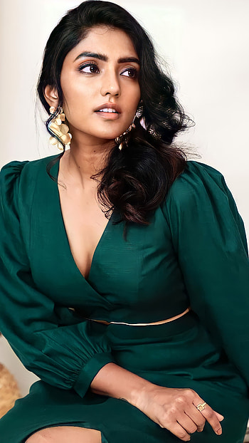 Eesha rebba, telugu actress HD phone wallpaper