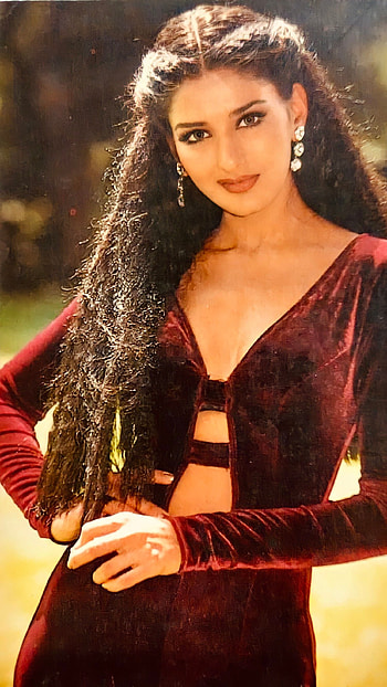 Sonali bendre, bollywood actress HD phone wallpaper