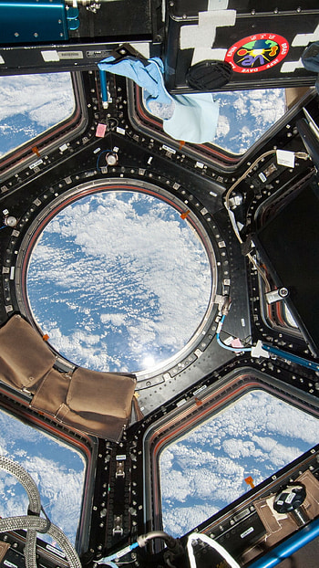 International Space Station, Earth , 8, Xperia Z HD phone wallpaper