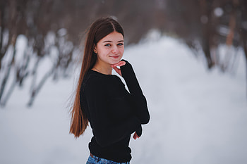Cute Girl Snow Smiling, blue-eyes, smiling, girls, model HD wallpaper
