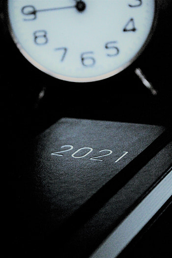 Clock, Words, Inscription, Notebook, Notepad, 2021 HD phone wallpaper