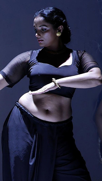 Swetha menon, malayalam actress, navel HD phone wallpaper