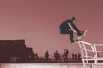 Skateboard Stunting Man , skateboard, stunt, graphy HD wallpaper