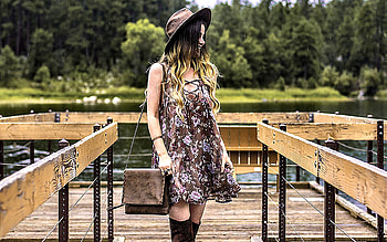 Cowgirl On A Dock. ., style, cowgirl, fun, brunettes, fashion, outdoors, ranch, girls, women, models, dock, boots, western, hats, female HD wallpaper