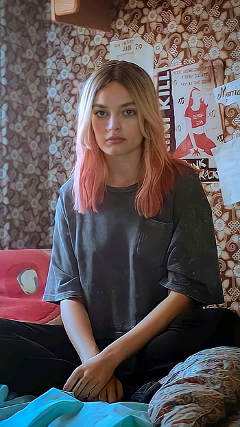 Maeve Wiley , women HD phone wallpaper