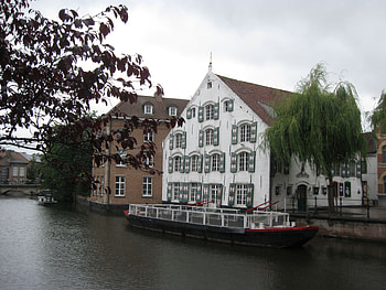 Warehouse De Fortuin, Belgium HD wallpaper