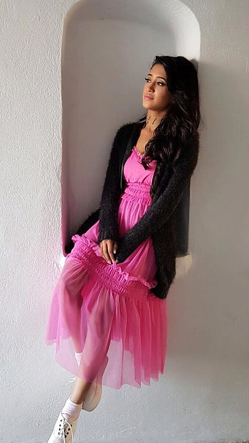 Shivangi Joshi, Heroine, Shivangi Joshi Serial Heroine HD phone wallpaper