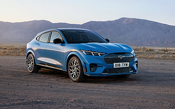 2022, Ford Mustang Mach-E GT, front view, exterior, electric crossover, new blue Mustang Mach-E, electric cars, american cars, Ford HD wallpaper