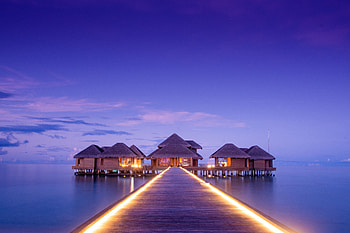 Building, Pier, Miscellanea, Miscellaneous, Ocean, Illumination, Backlight, Bungalow HD wallpaper