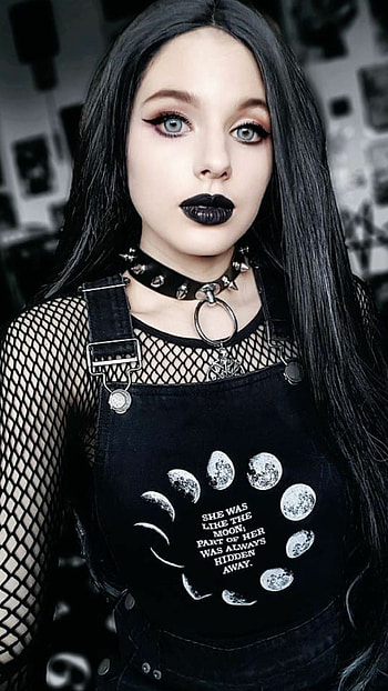 Goth girl, Back in black, Stylish fashion, Artistic composition HD phone wallpaper