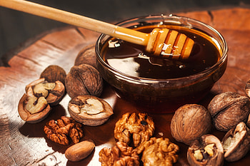 Honey delight, Sweet sensation, Liquid gold, Nature's treasure HD wallpaper