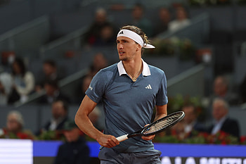 Quad — German Tennis Ace in Action, Sports, Tennis, German HD wallpaper