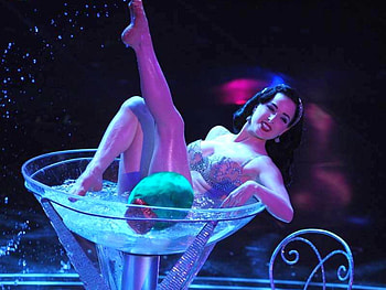 Beauty in Cup, cool, in cup, , beauty HD wallpaper