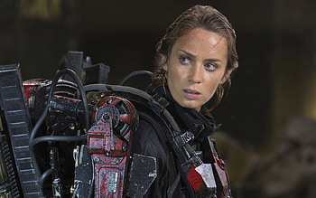 Edge of Tomorrow, Warrior Rita Vrataski, Futuristic battle, Action-packed HD wallpaper