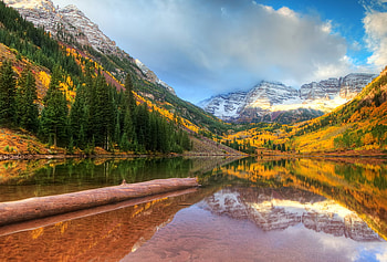 Beautiful place, autumn, water, lake, mountain HD wallpaper