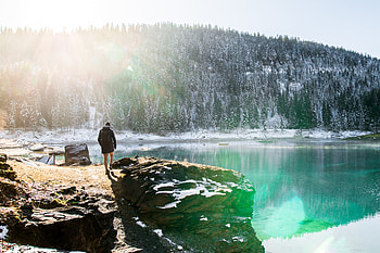 Nature, Mountains, Rocks, Lake, Miscellanea, Miscellaneous, Human, Person, Sunlight HD wallpaper