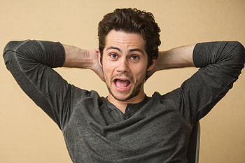 Dylan O'Brien, , Stunning background, Impressive HD wallpaper