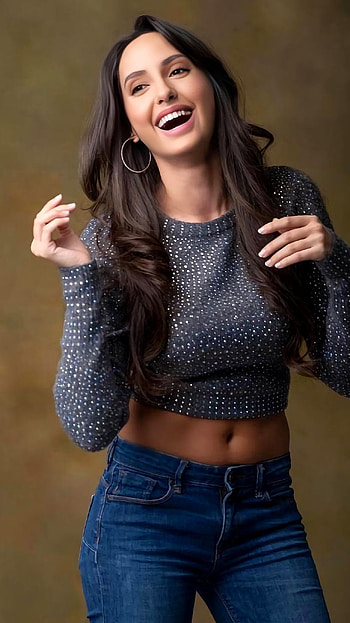 Nora fatehi, bollywood actress HD phone wallpaper