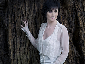 Enya Patricia Brennan, Music , HQ , 2019 HD wallpaper