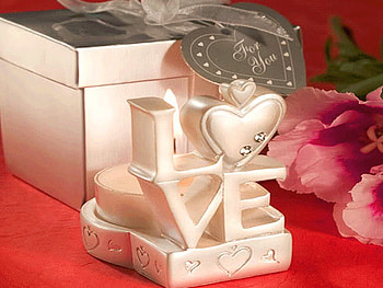 Perfect gift for everyone, white, love, red, gift, heart, for you HD wallpaper
