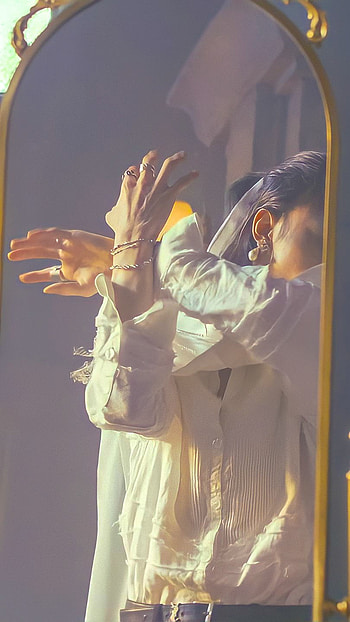 Hyunjin play with fire, kpop HD phone wallpaper