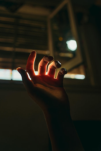 Dark, Shine, Light, Hand, Miscellanea, Miscellaneous, Fingers HD phone wallpaper