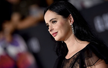 Krysten Ritter, Night Books film, Netflix production, Star appearance HD wallpaper